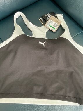 NWT woman’s Puma sports bra size large
